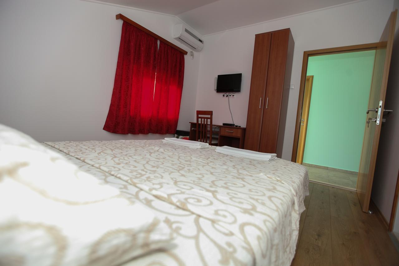 Hotel Ninkovic Trebinje Exterior foto